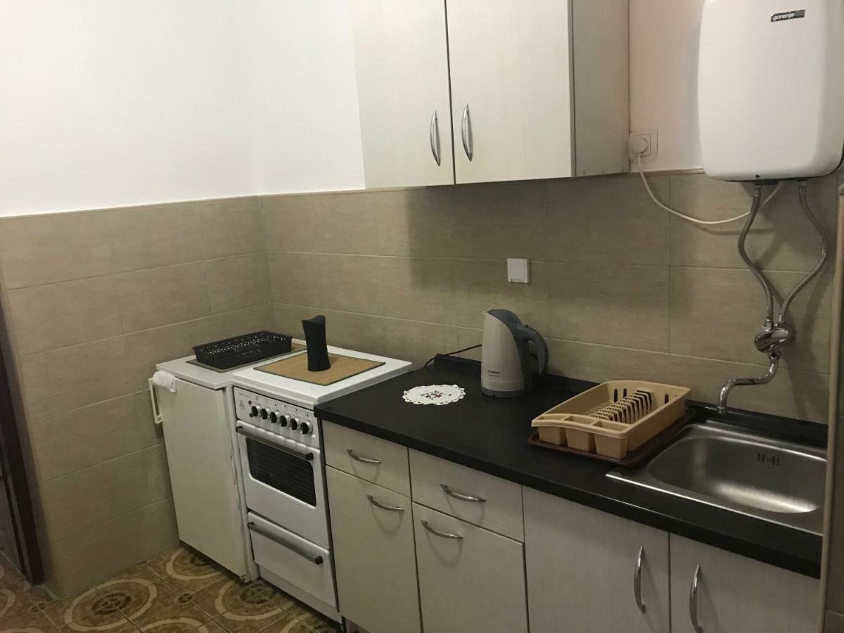 Miron Apart&Rooms ラファイロヴィチ エクステリア 写真